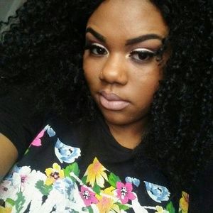 Meet your Posher, Alanna