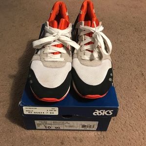 Asics orange grey and black size 10