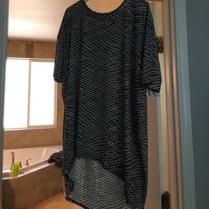 Medium Irma LuLaRoe shirt, never worn.