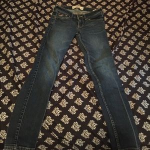 Size 0 Hollister Jeans