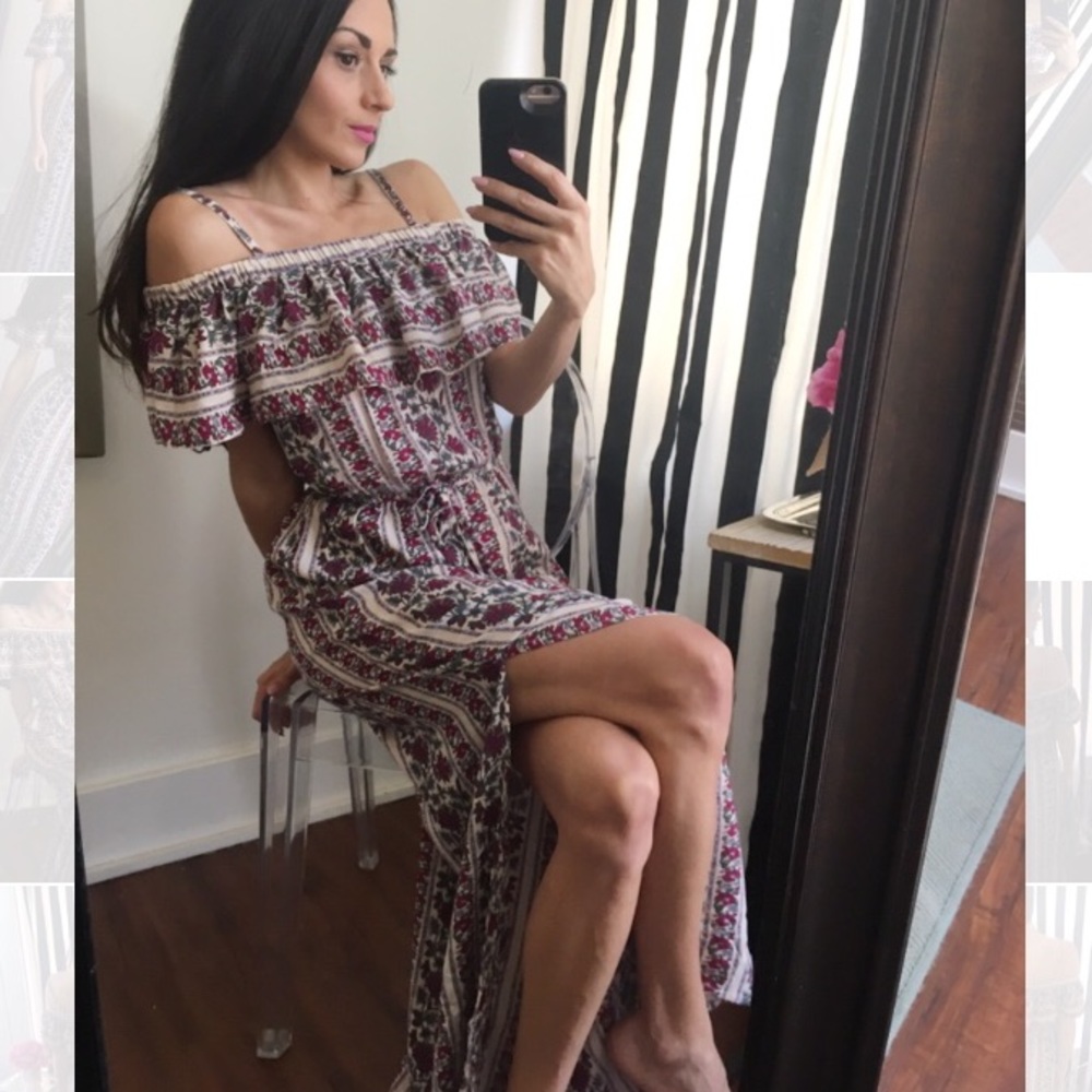 ♦️Sold Out♦️ Eden off the shoulder floral maxi