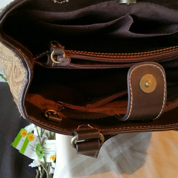 Purse - Picture 3 of 6