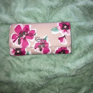 Guess wallet