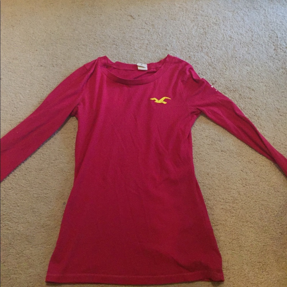 Cute dark pink Hollister longsleeve shirt