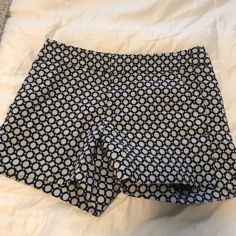 Circle printed shorts