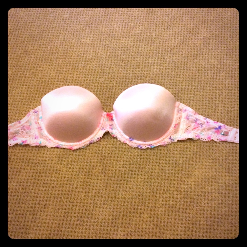 Strapless push up bra