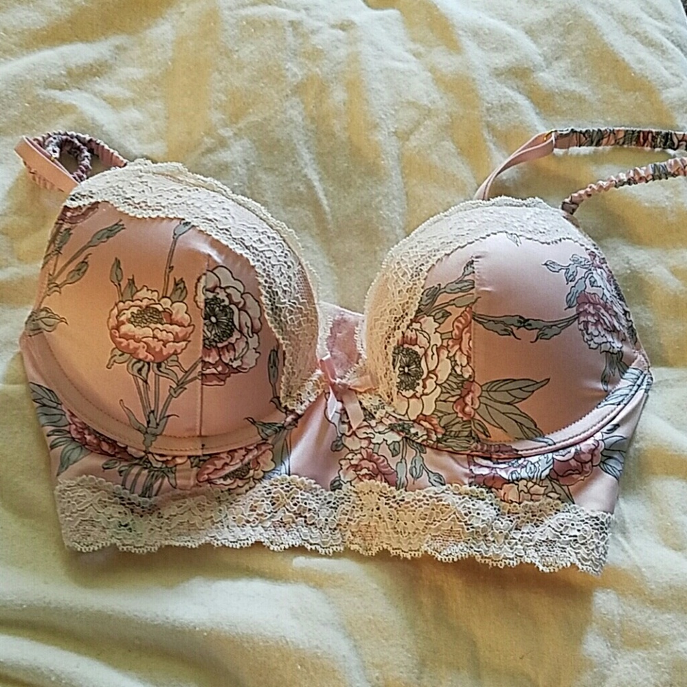 Floral pushup bra