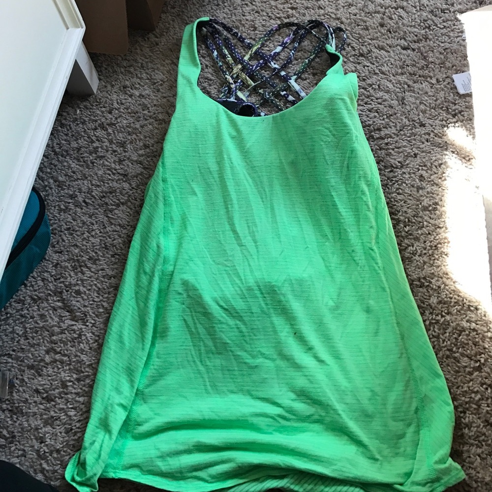 Lululemon tank