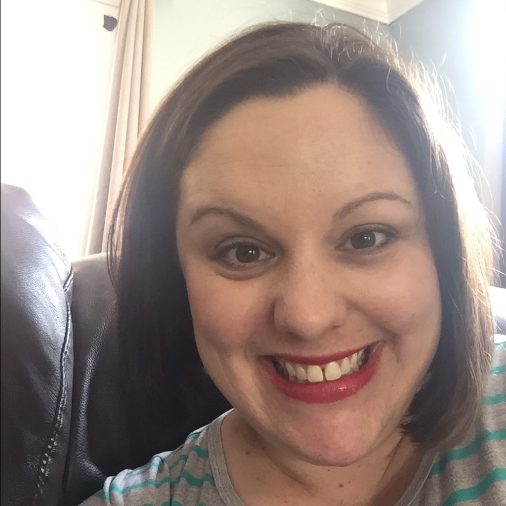 Meet your Posher, Sara