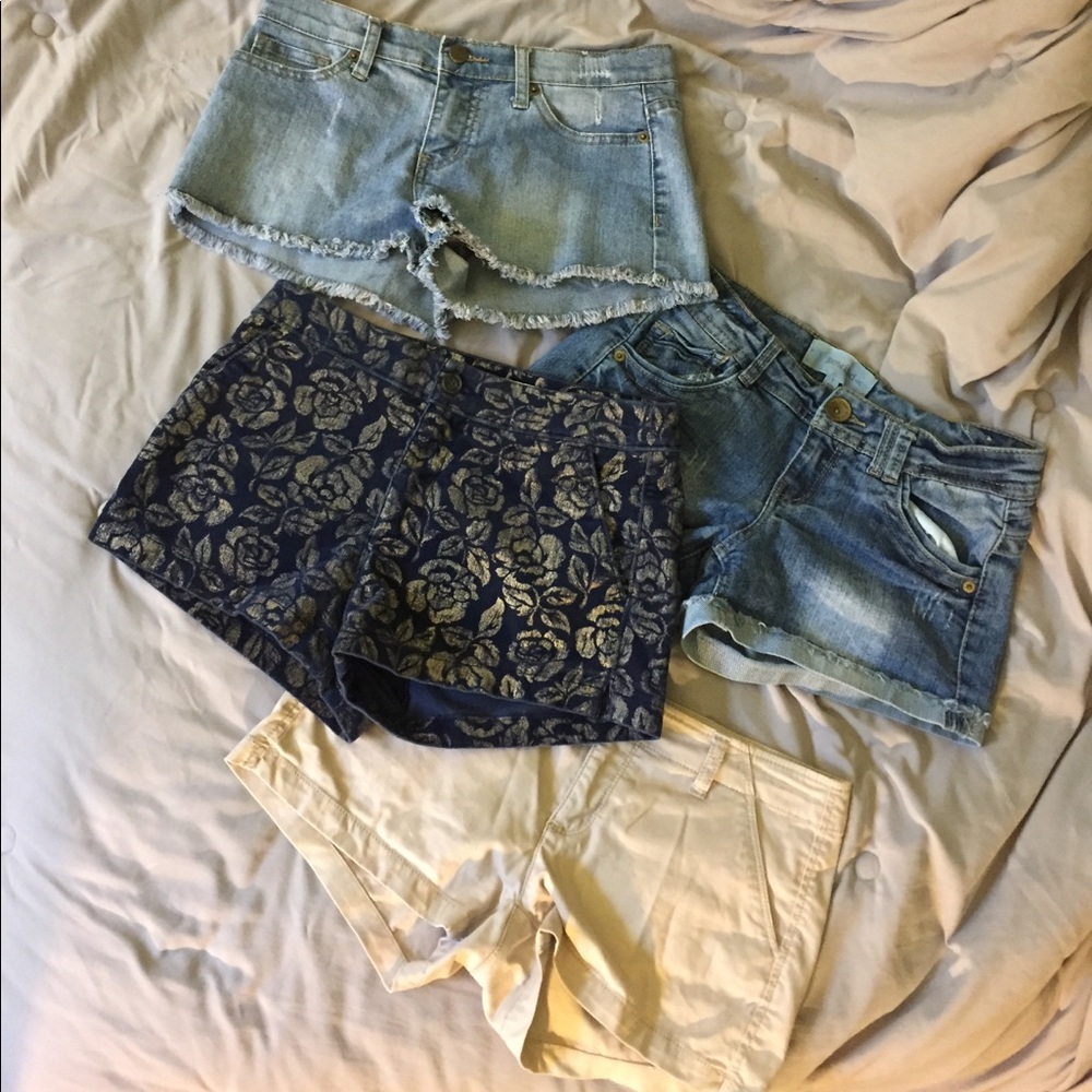 Cute summer short lot