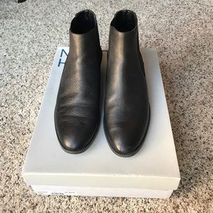 14th and Union Black Booties size 8