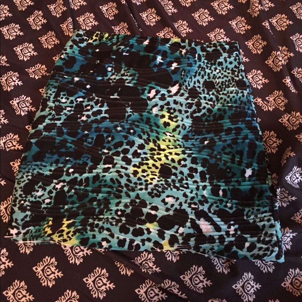 Size Small pencil skirt