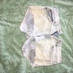 American Eagle Cut off shorts
