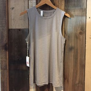 Manduka Transcend Tank