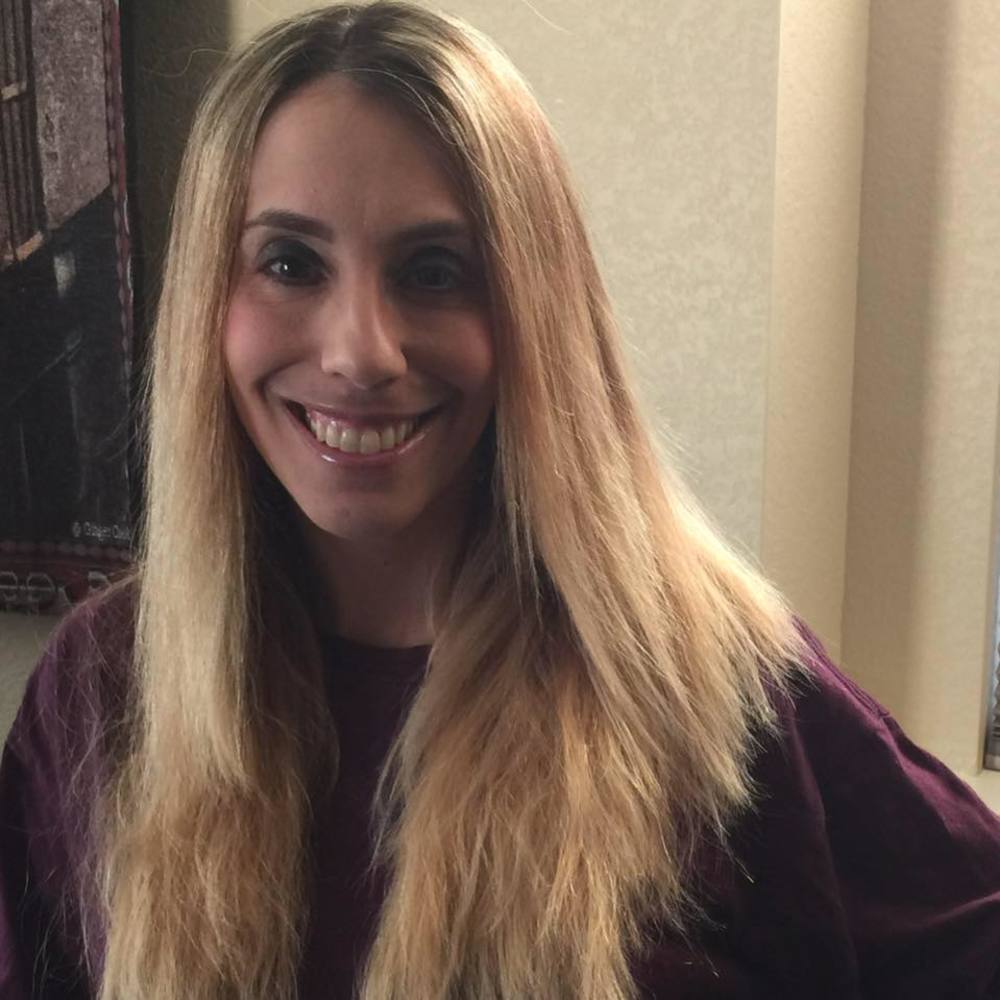 Meet your Posher, Gina