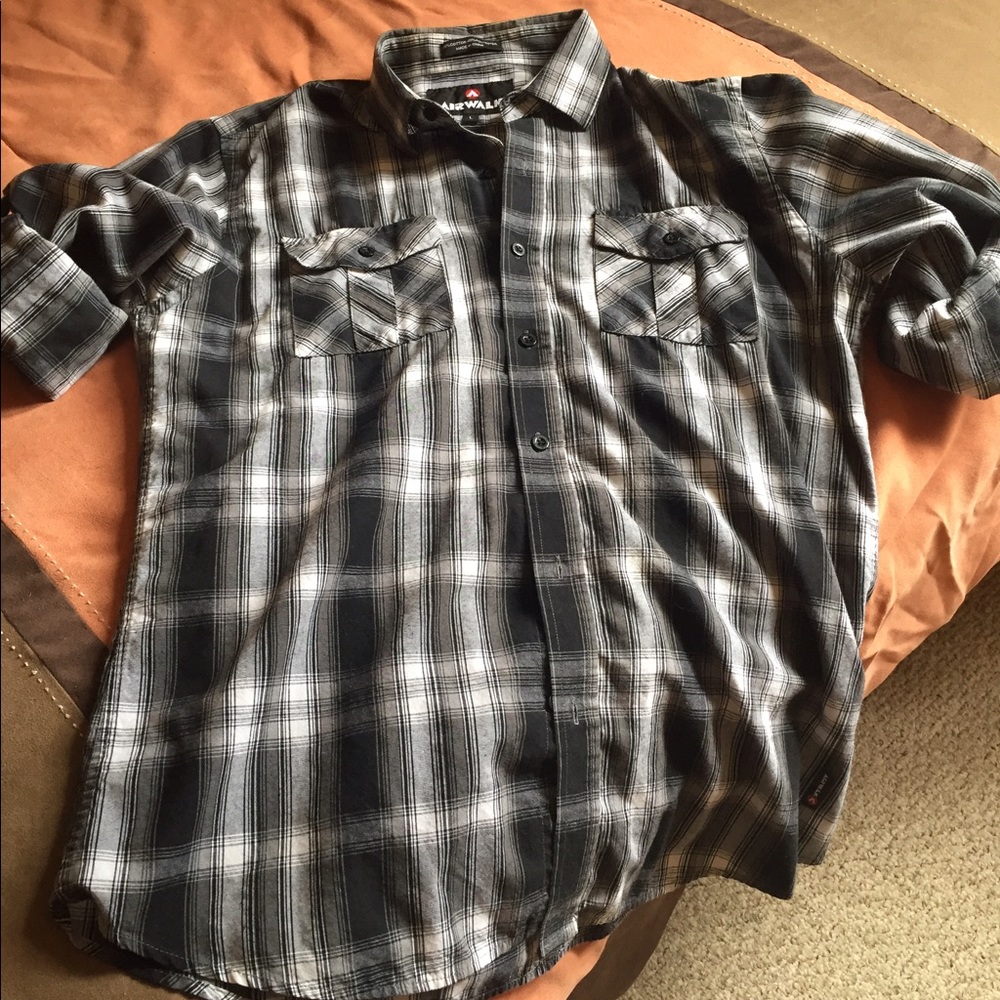 Airwalk men's button down shirt