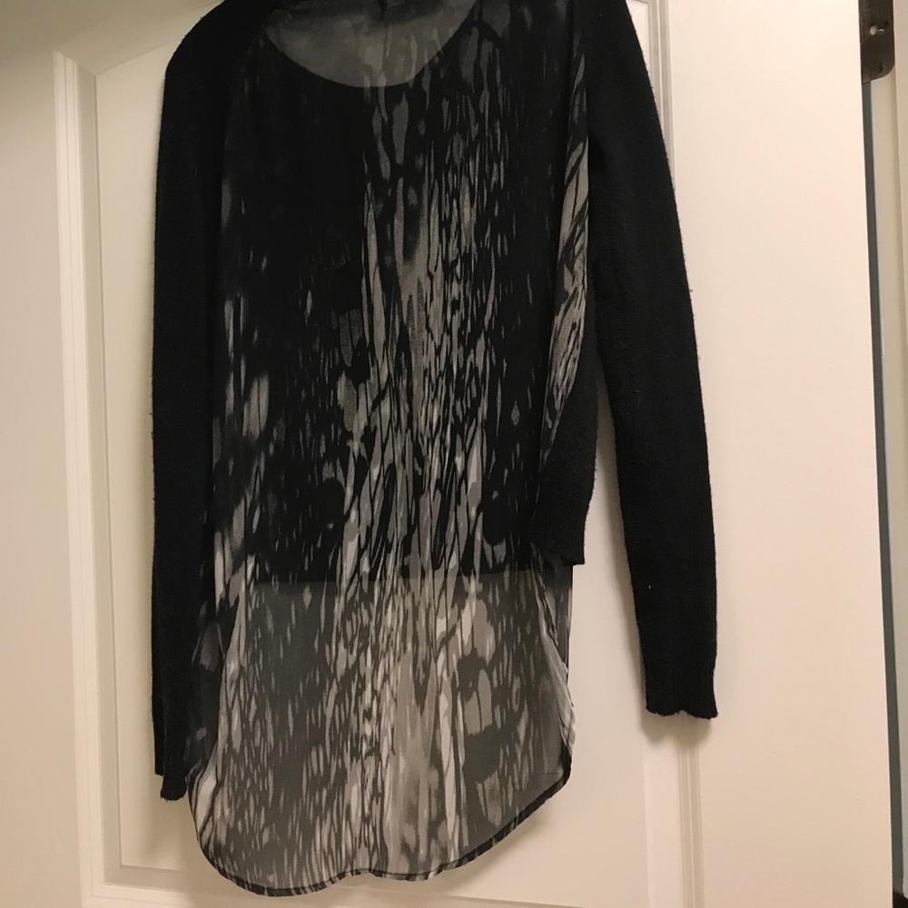 Sweater - Picture 2 of 4