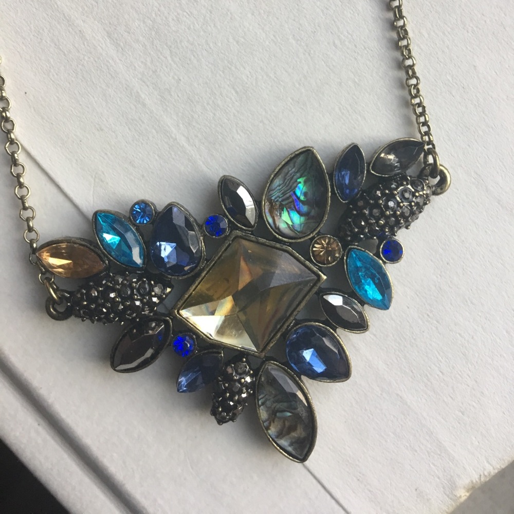 Gemstone necklace