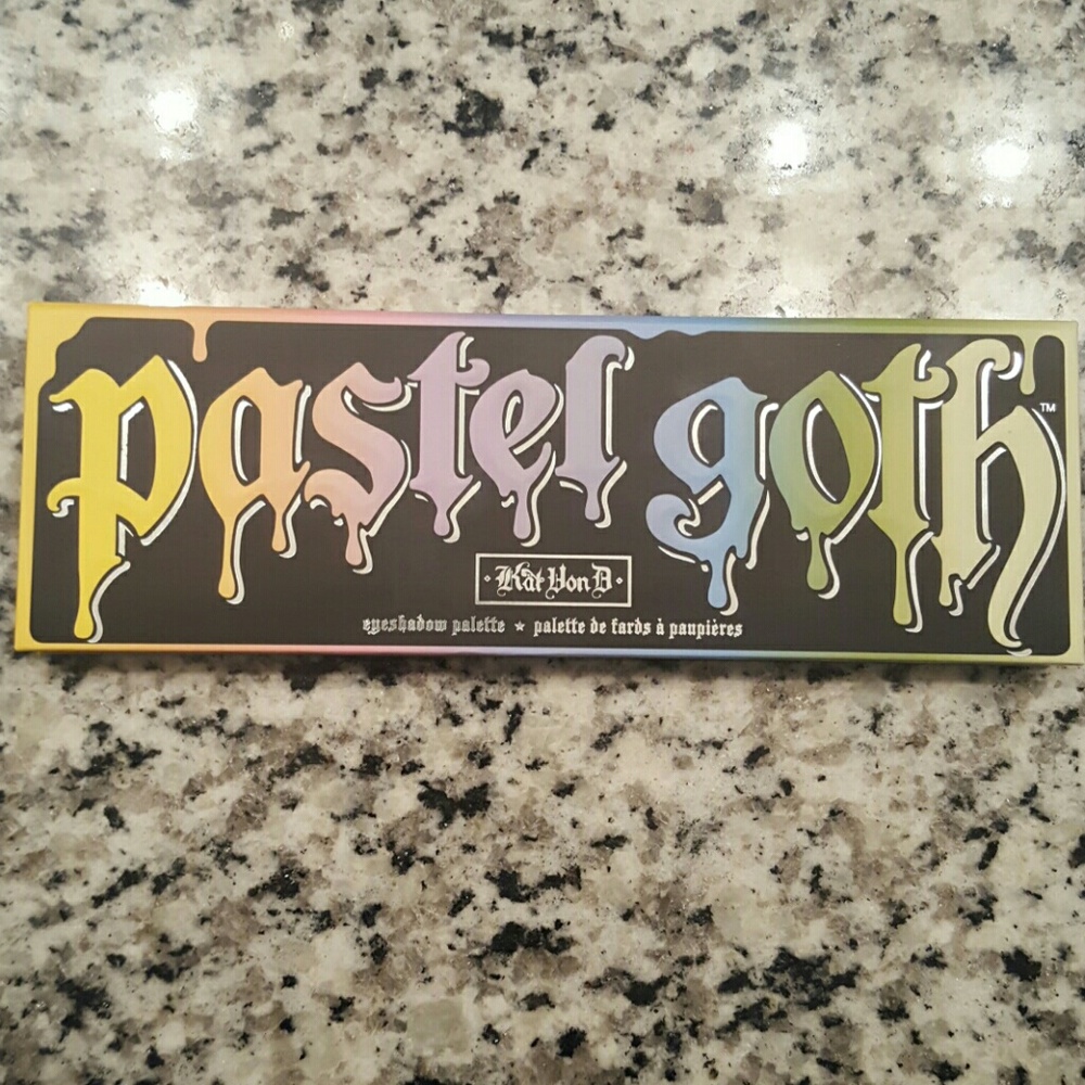 KAT VON D pastel goth pallet!! LIMITED EDITION!