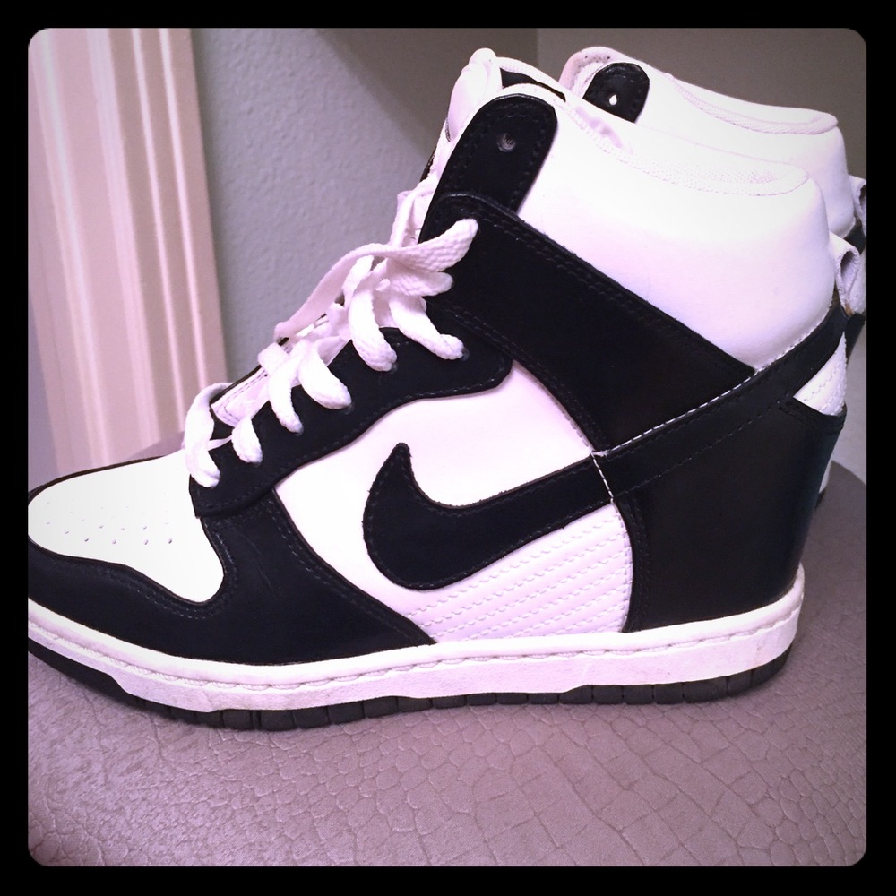 Nike dunk sky high