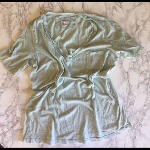 Gap V-Neck Vintage Wash Tee