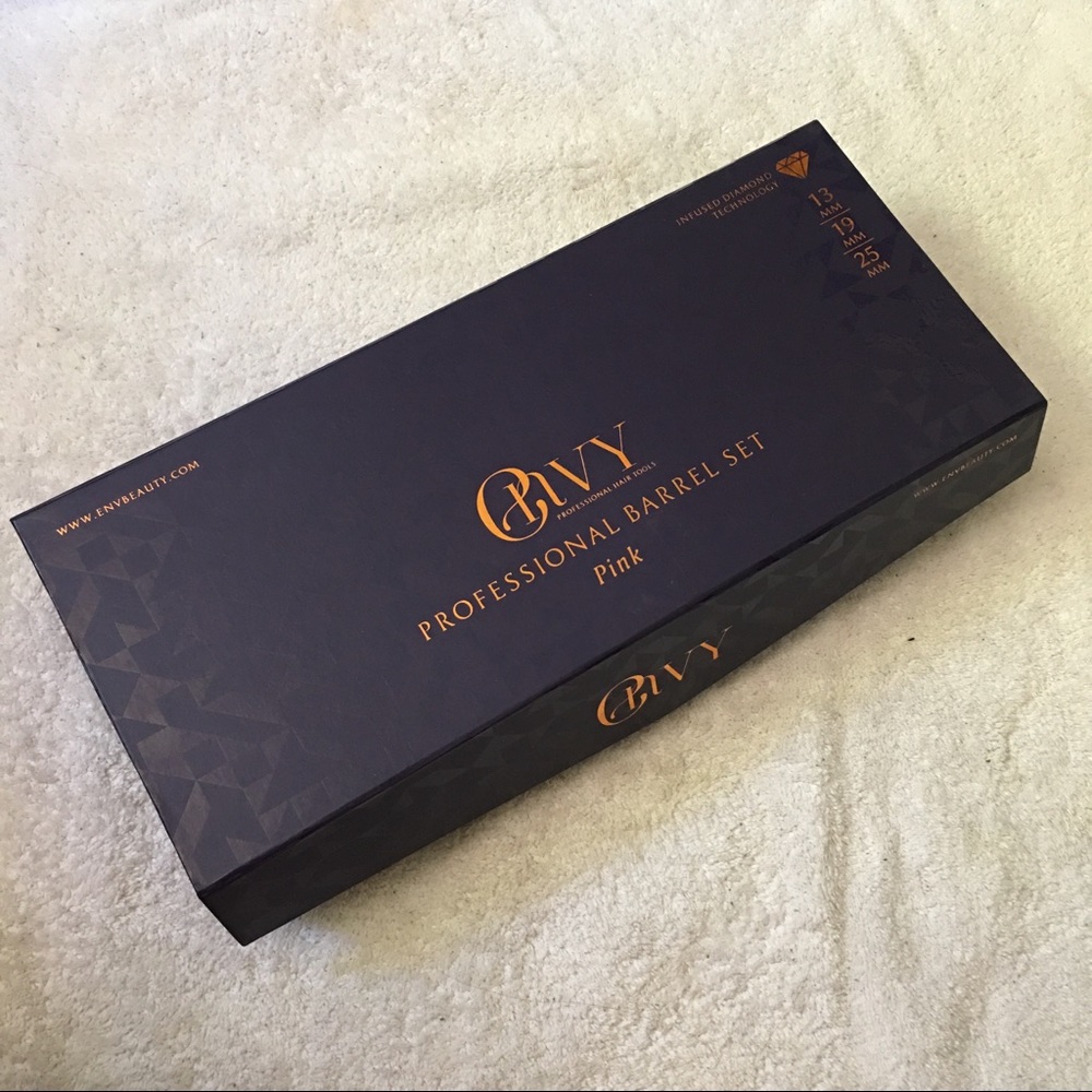 INTERCHANGEABLE CURLING IRON - Picture 2 of 5