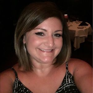 Meet your Posher, Whitney