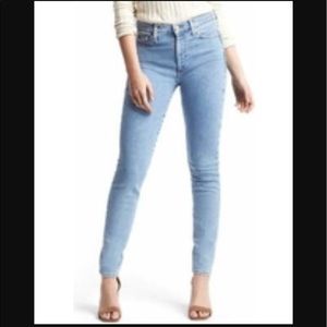 GAP true skinny high rise jeans 25p