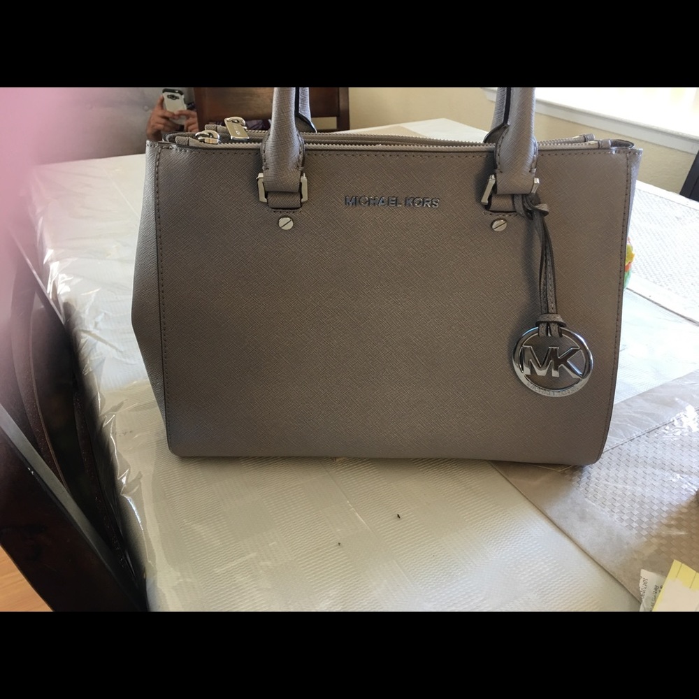 Michael kors Sutton large satchel*SOLD***
