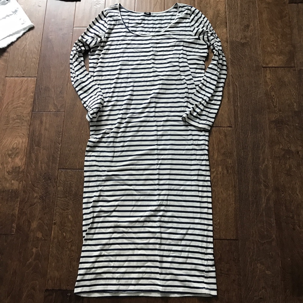 Monrow Maternity dress from shopbop Size Large
