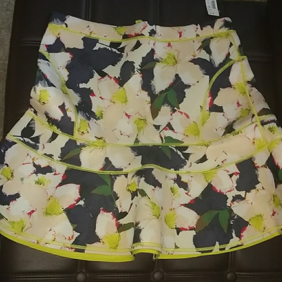 NWT! J Crew floral neoprene skirt size 8 - Picture 3 of 8
