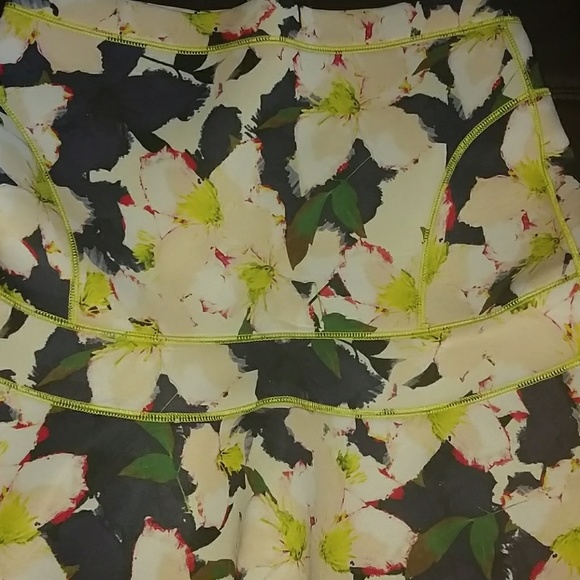 NWT! J Crew floral neoprene skirt size 8 - Picture 4 of 8
