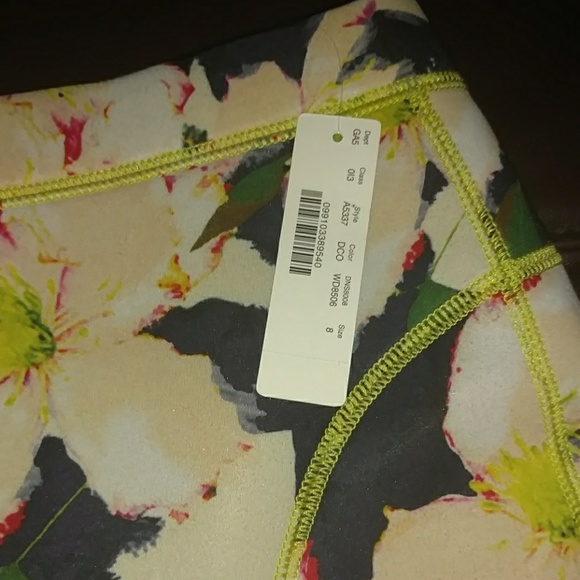 NWT! J Crew floral neoprene skirt size 8 - Picture 5 of 8
