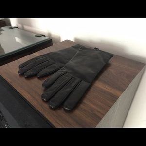 Black leather gloves