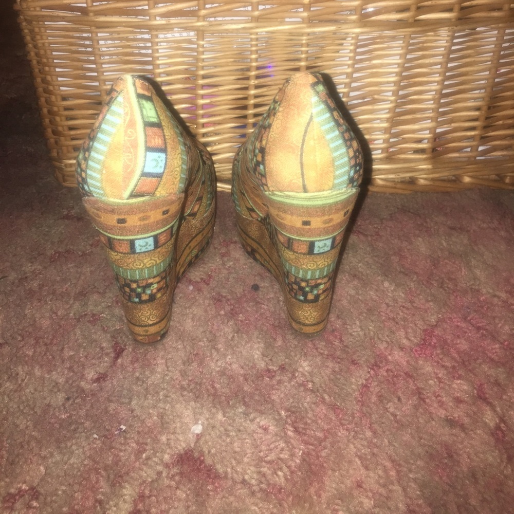 Wedges - Picture 3 of 4