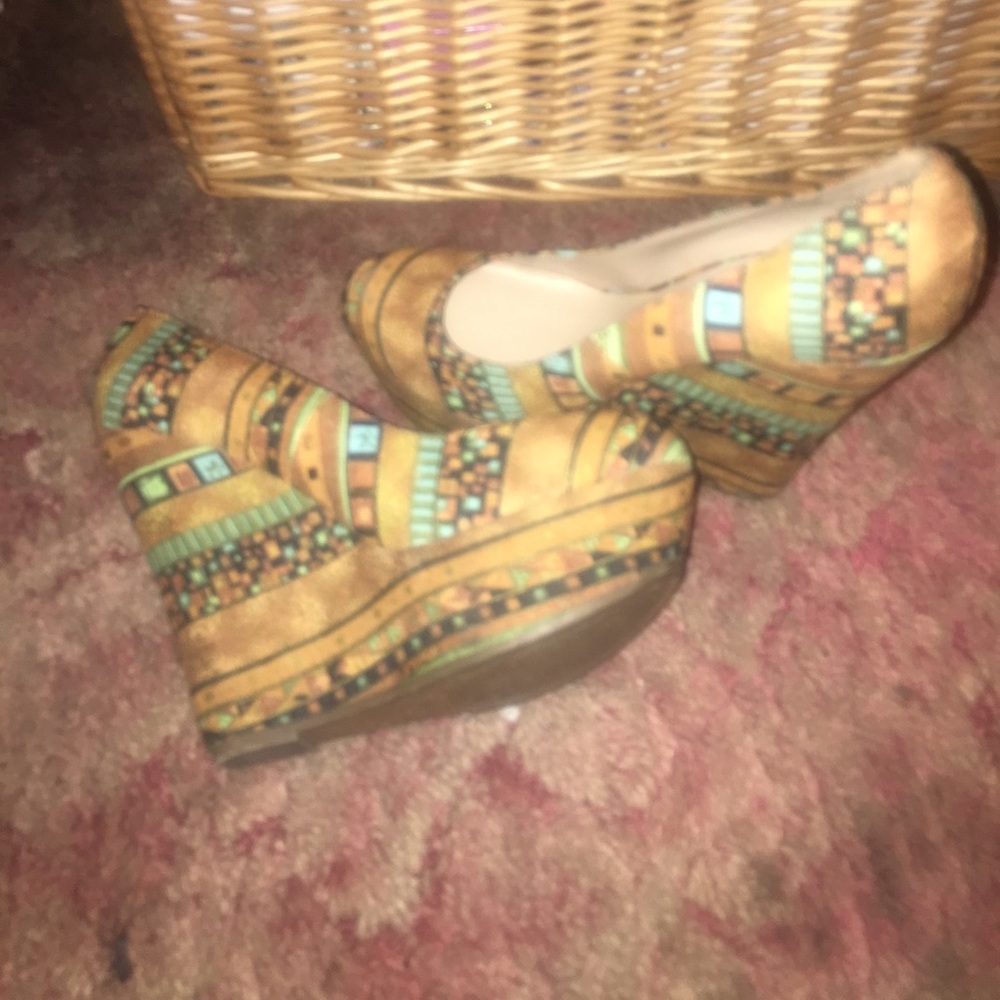 Wedges - Picture 4 of 4