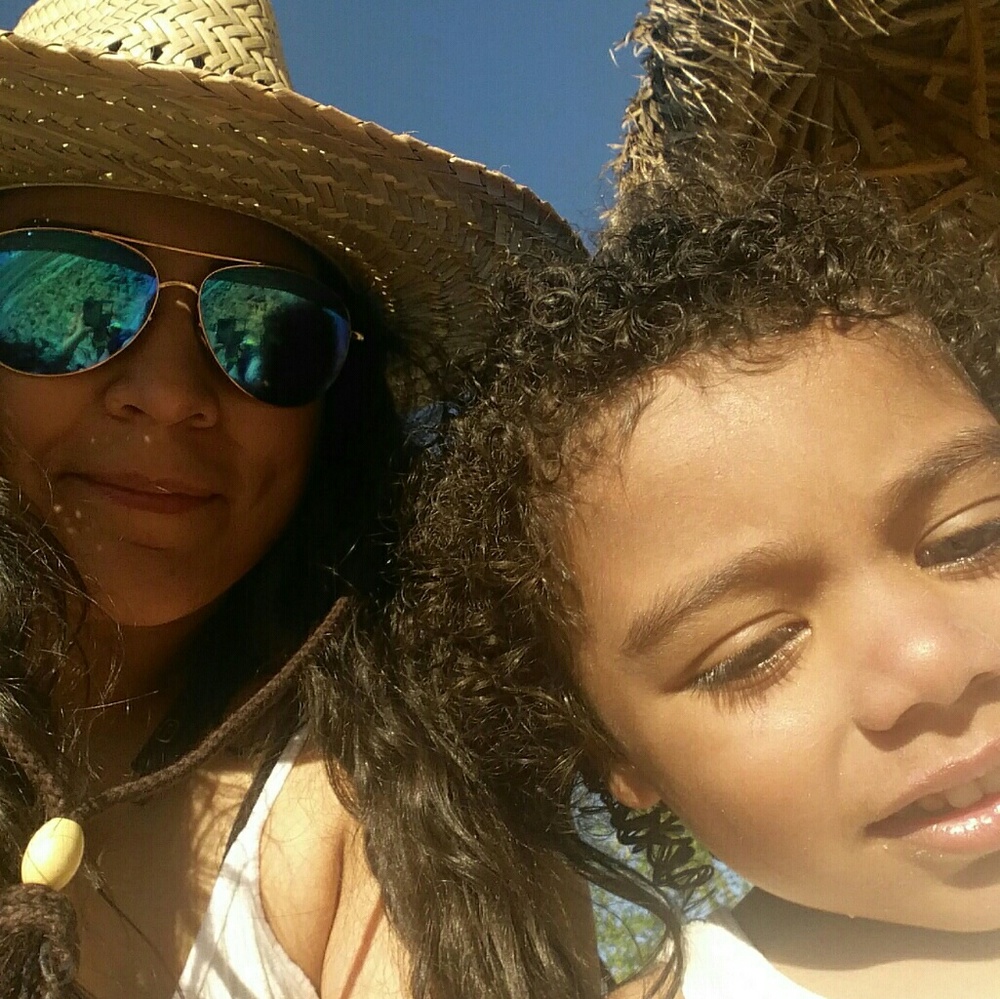 Meet your Posher, Mayra