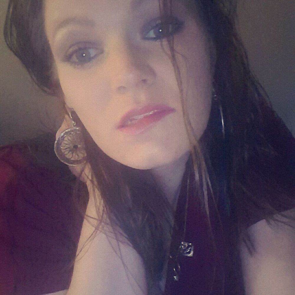 Meet your Posher, Katelyn