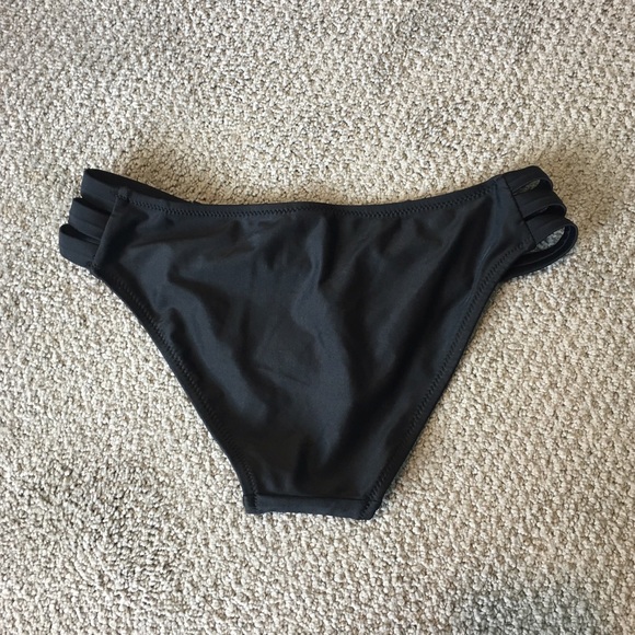 Ree Bees Swimwear Bottoms - Picture 4 of 7