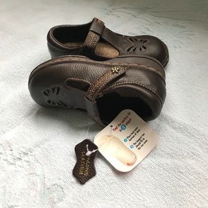 Genuine leather girl's shoes