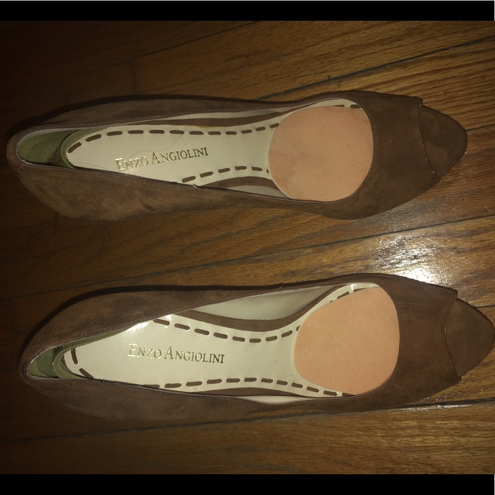 Enzo Angiolini Suede Brown heels