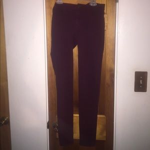 American eagle maroon super stretch jegging!