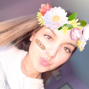 Meet your Posher, Adalina