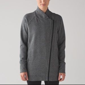 BNWT lululemon athletica Back To It Wrap