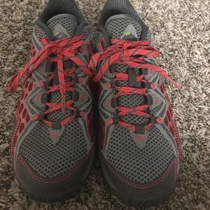 New balance hiking shoes