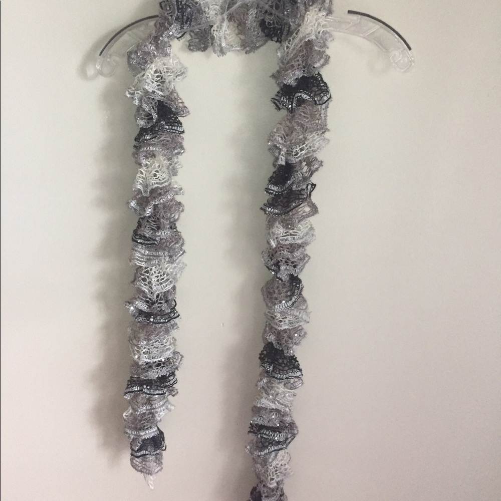 Scrunch Scarf
