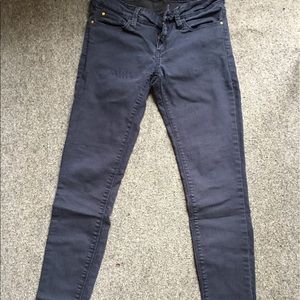 Skinny jeans