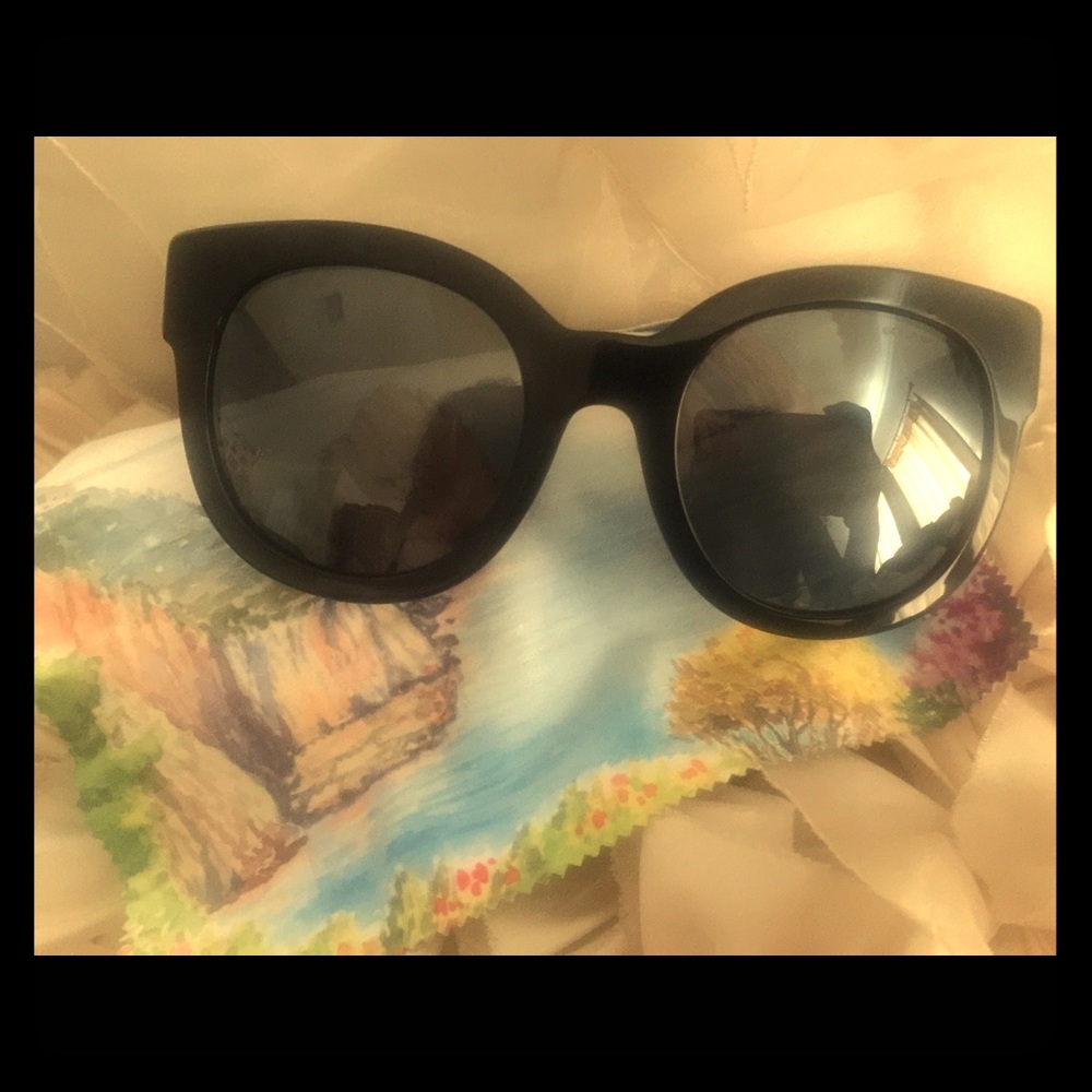 CHANEL SUNGLASSES