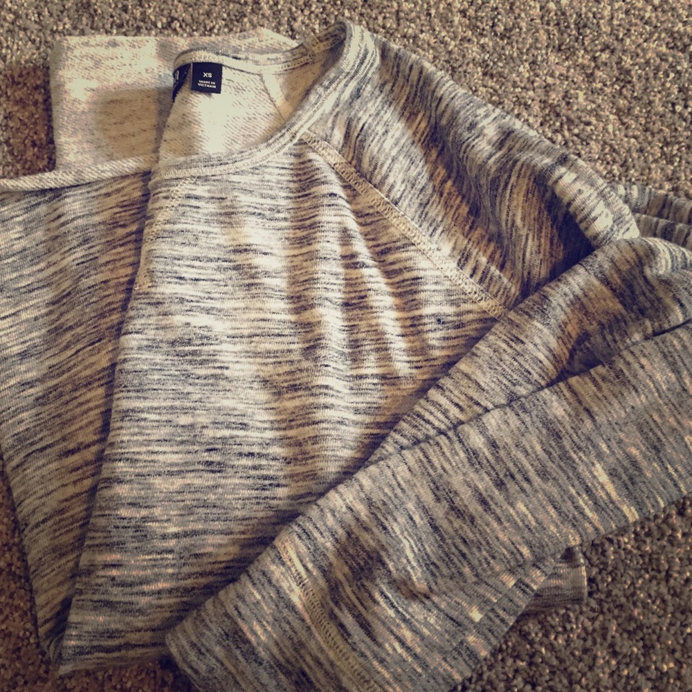 a.n.a Cozy Crew Pullover Sweatshirt