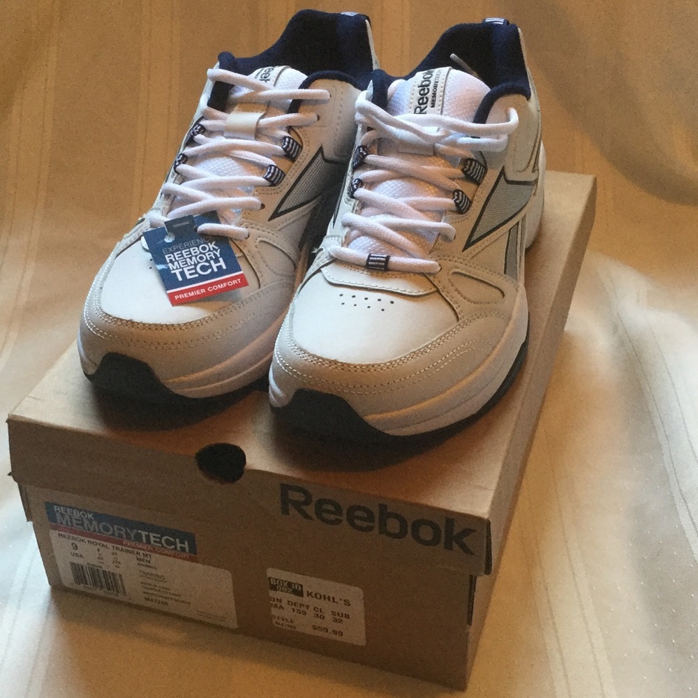 Reebok MEMORYTECH Trainer shoes men's 9 new in box